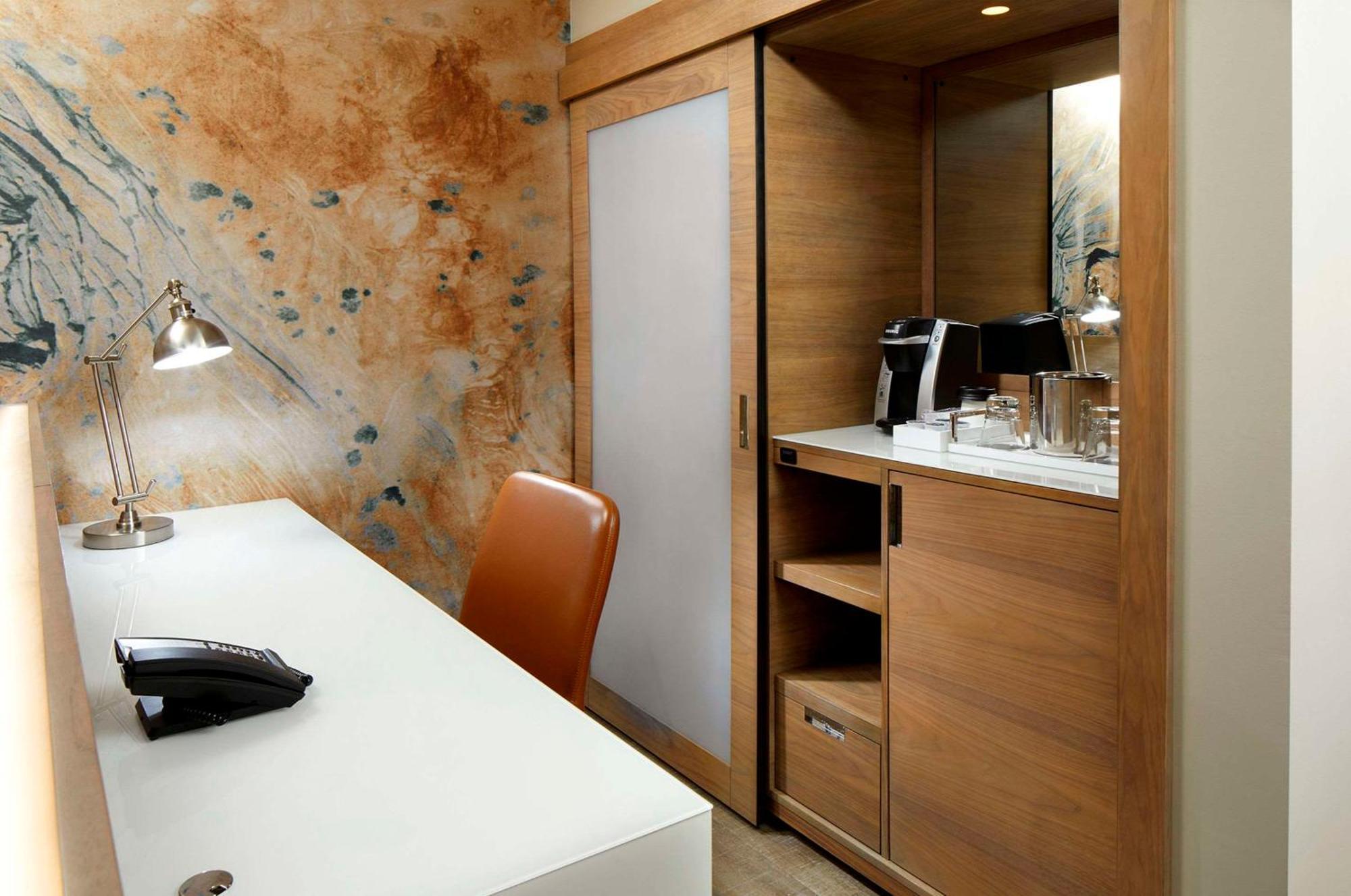 Cambria Hotel Phoenix Chandler - Fashion Center Экстерьер фото