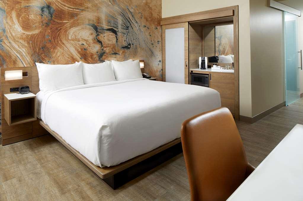 Cambria Hotel Phoenix Chandler - Fashion Center Номер фото