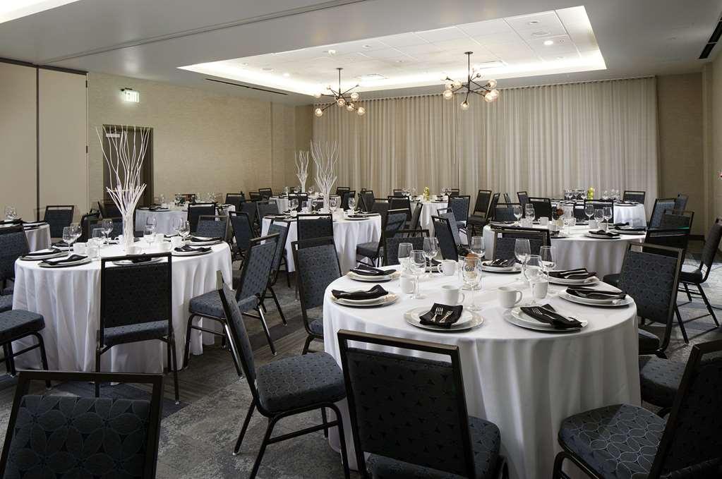 Cambria Hotel Phoenix Chandler - Fashion Center Удобства фото
