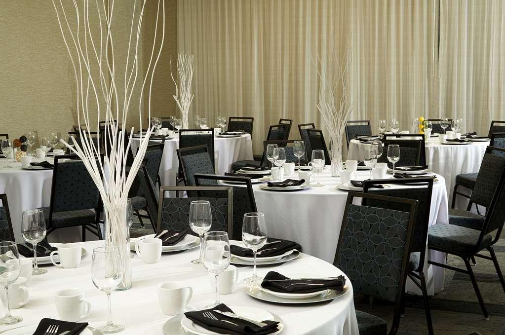 Cambria Hotel Phoenix Chandler - Fashion Center Удобства фото