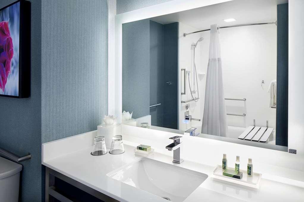 Cambria Hotel Phoenix Chandler - Fashion Center Номер фото